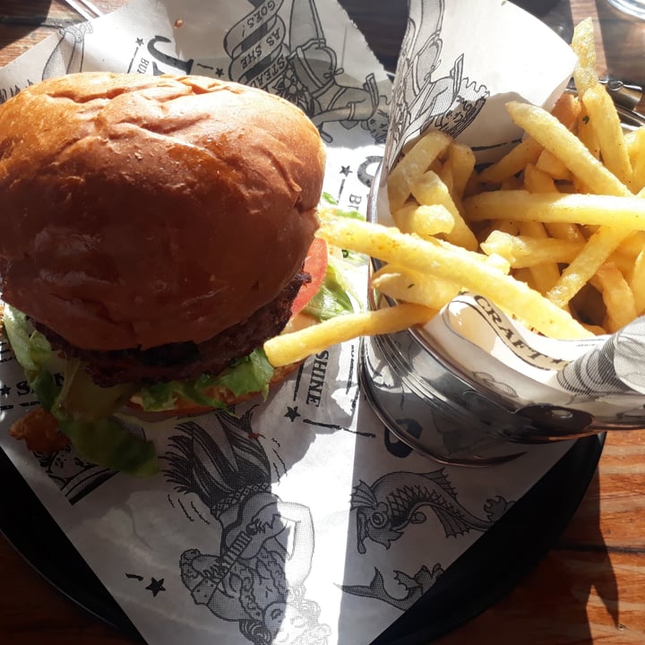 photo of Jerry's Burger Bar Blouberg Holy (Not) Cow Burger shared by @sonja0310 on  25 Sep 2021 - review
