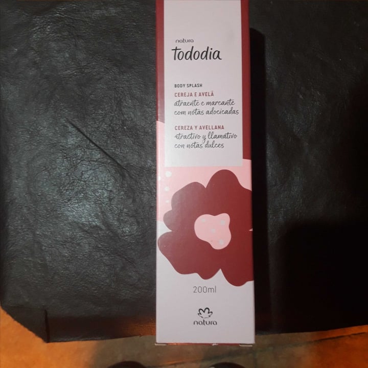 photo of Natura Body splash Cereza y Avellana shared by @agusgalvan on  01 Aug 2020 - review