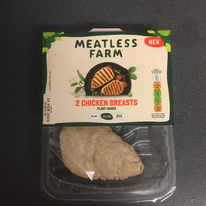 photo of Meatless Farm 2 Chicken Breasts shared by @dandan4 on  10 Mar 2022 - review