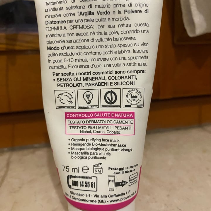 photo of Provenzali bio Maschera all’argilla rosa e rosa mosqueta shared by @cadcad88 on  05 Apr 2022 - review