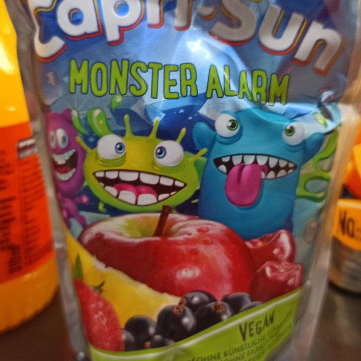 photo of Capri-Sun Capri Sun Monsteralarm shared by @samurv on  29 Aug 2021 - review