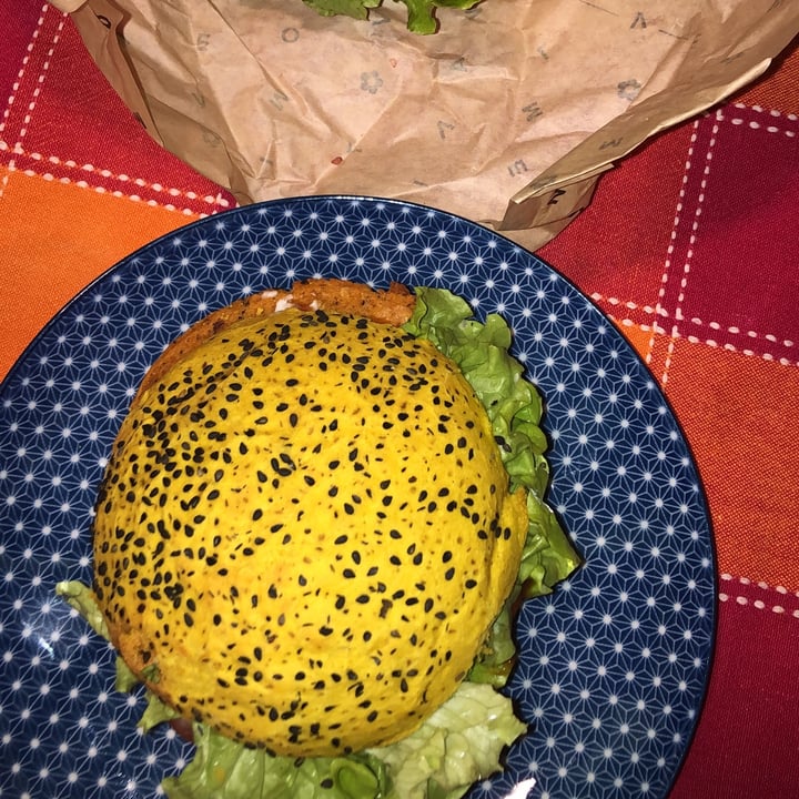 photo of Flower Burger Roma Classic Cecio shared by @fatimars on  14 Feb 2022 - review