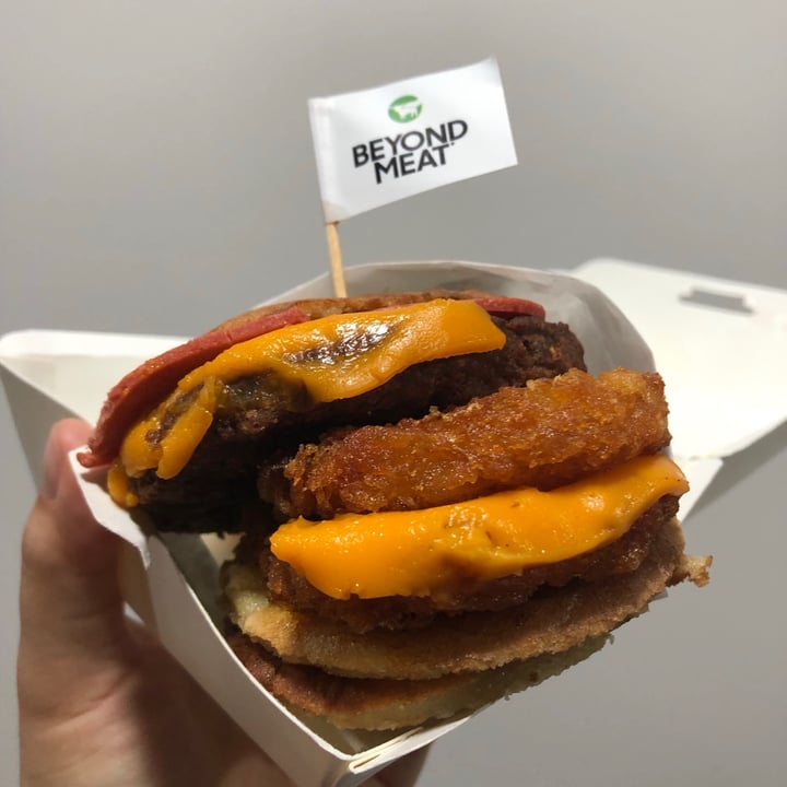 photo of Veggie Dojo MIGHTY Maple Stack ( BEYOND MEAT ) shared by @miriamy on  03 May 2020 - review