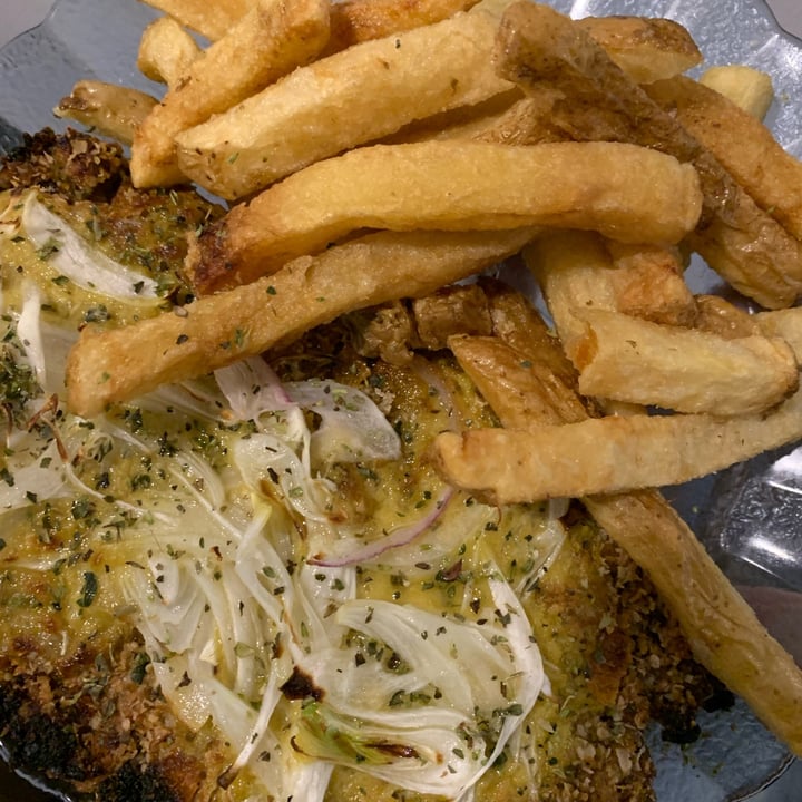 photo of Crisana Plant Based (Delivery y Take Away) Milanesa Fugazzetta shared by @lacarbia on  13 Oct 2021 - review