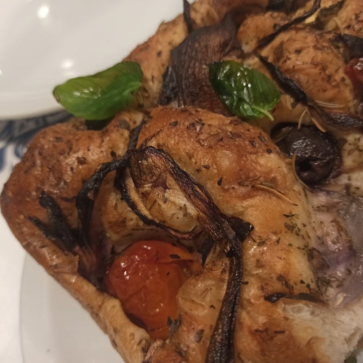review photo of Craft Vegan Bakery Focaccia Saborizada de olivas shared by @claguer on 19 Sep 2022 - review