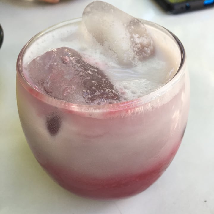 review photo of Bioma Café pink milk shared by @catalinabuffarini on 21 Nov 2021 - review