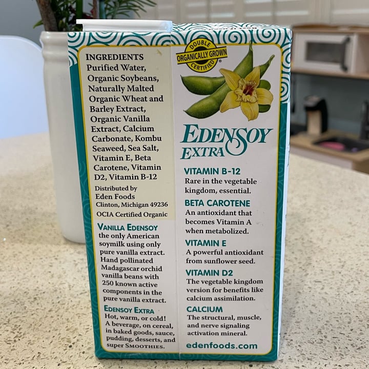 review photo of Eden Soy Extra vanilla soy milk shared by @nicolemanoo on 21 Jan 2022 - review