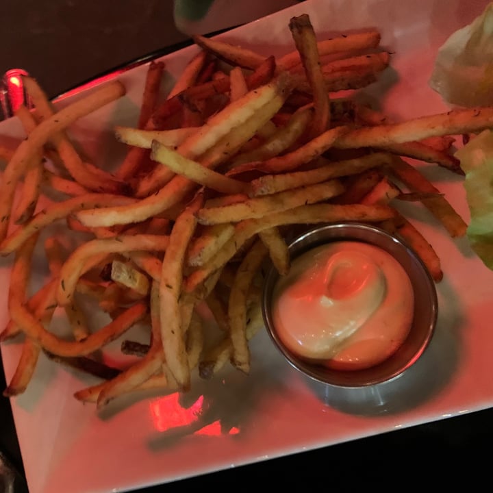 photo of Neon Tiger Fries shared by @mariajamison on  06 Mar 2021 - review