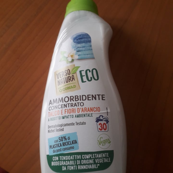 photo of Verso Natura Eco Conad Ammorbidente Concentrato Talco e Fiori D’arancio shared by @elenabra71 on  09 Apr 2022 - review