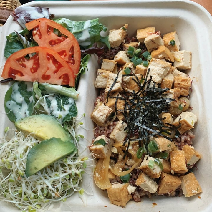 photo of Peace Cafe Poke bowl shared by @jessicapalomino on  15 Aug 2020 - review