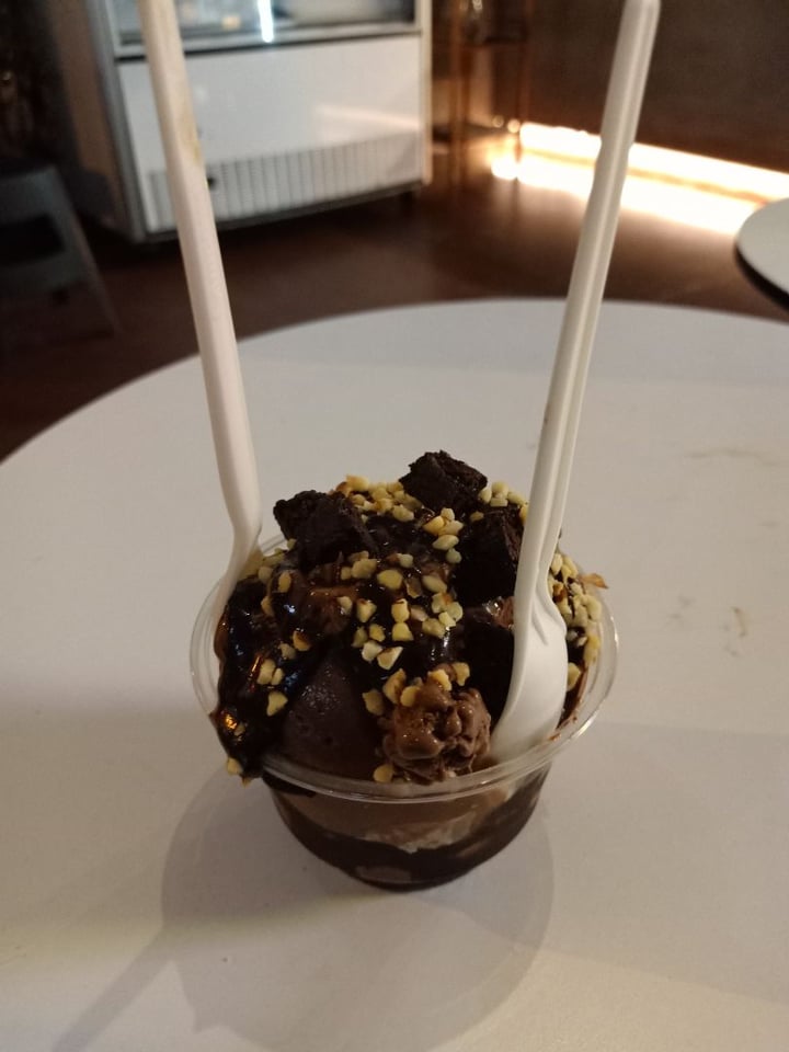 photo of Girls & Boys Choc Fudge Sundae shared by @eatyourgreens on  18 Apr 2020 - review
