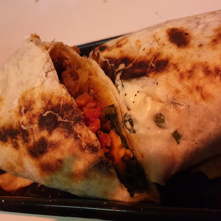 photo of Williamsburg Burger Bar Burrito Beyond shared by @lupemusso on  18 Oct 2021 - review