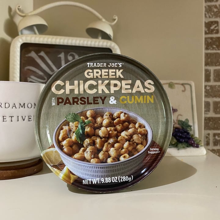 photo of Trader Joe's Greek Chickpeas With Parsley & Cumin shared by @yarilovezzucchini on  25 Apr 2022 - review