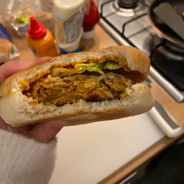 review photo of Linda McCartney's 2 Vegetarian Pulled Pork 1/4lb Burgers shared by @ecwright on 04 May 2021 - review