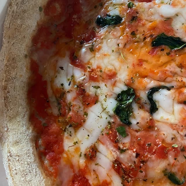 Photo of the dish “marinara con mozzarella vegana”