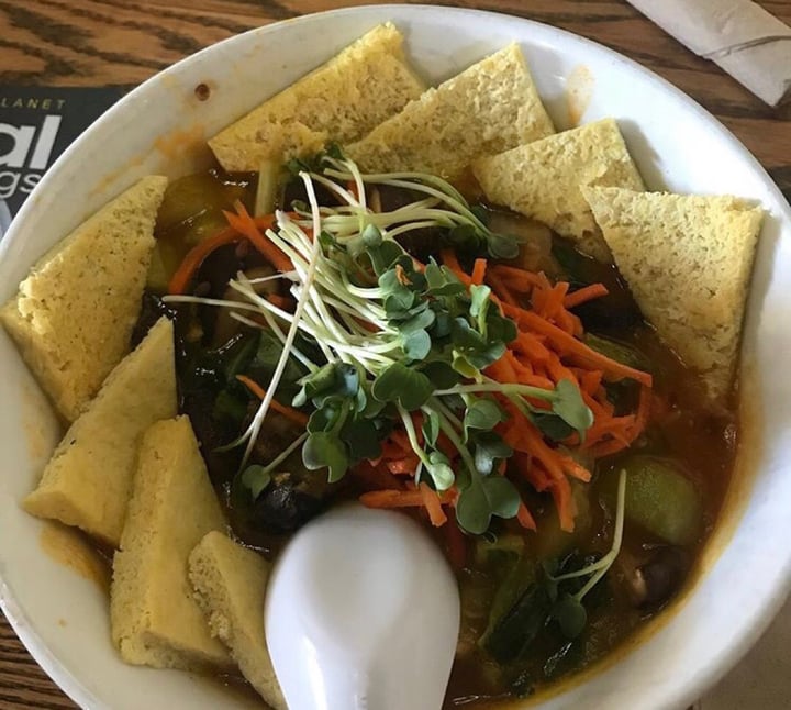 photo of City O' City Udon Noodle Bowl With Tofu shared by @em3720 on  31 Mar 2020 - review