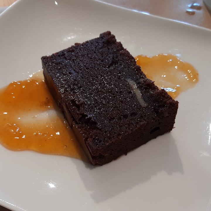 photo of Geltoki Browni con intxaursaltsa shared by @itsaso on  01 Nov 2021 - review