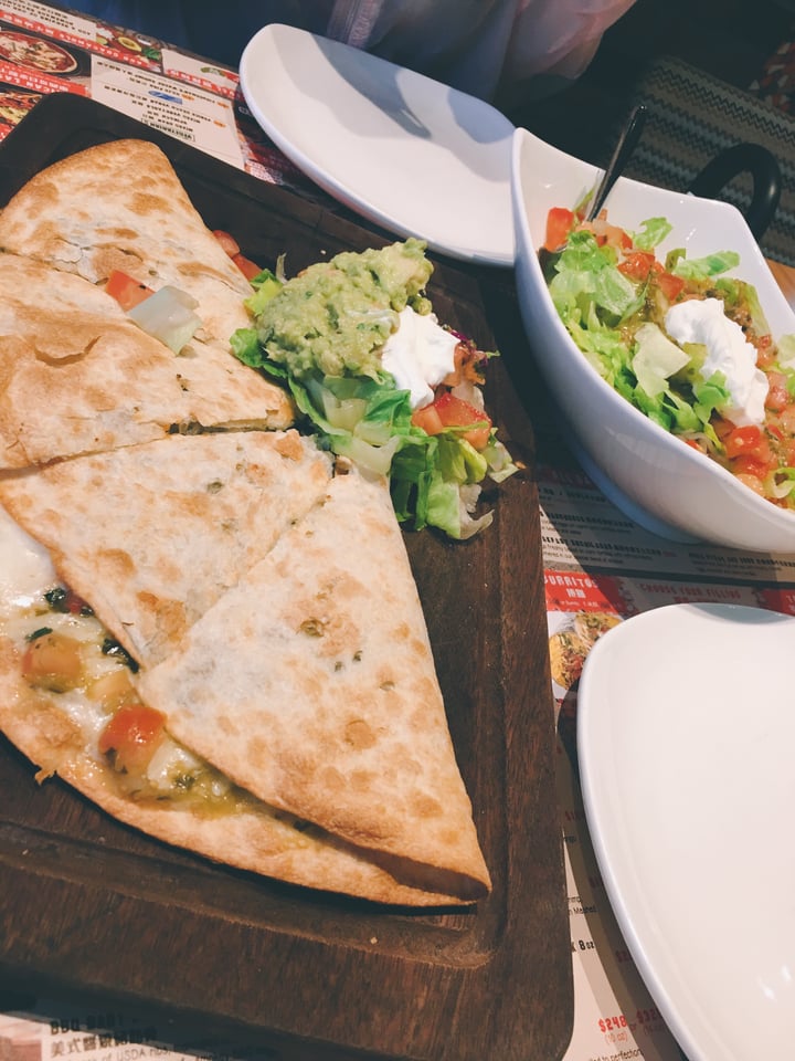 photo of Cali-Mex Bar & Grill - Kennedy Town Spinach Quesadilla shared by @jasmine55555 on  15 Aug 2018 - review