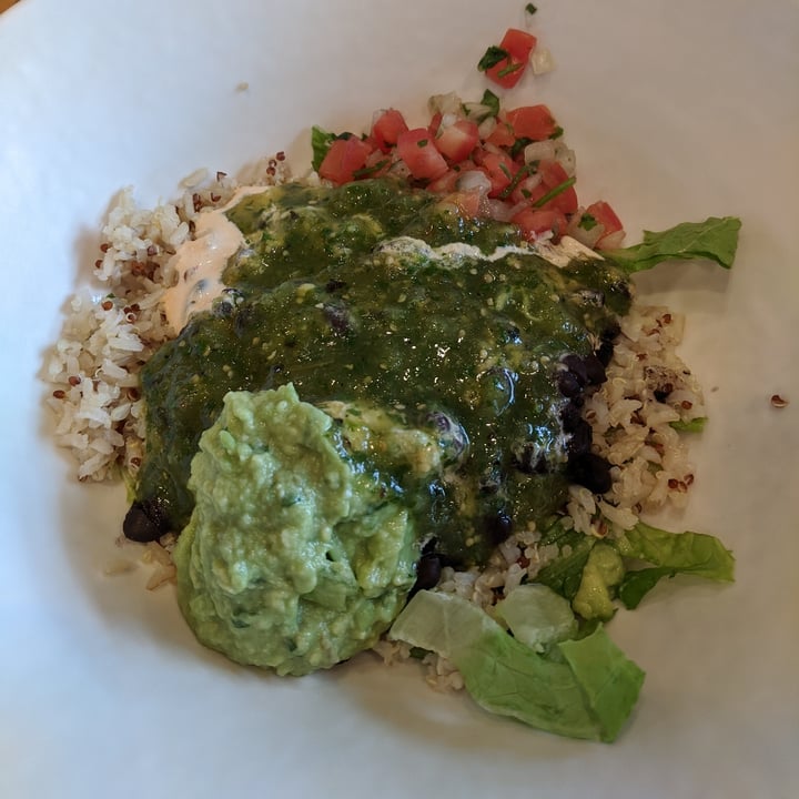 photo of Rubio's Coastal Grill Fiesta Bowl shared by @thevalleyvegan on  24 Oct 2020 - review