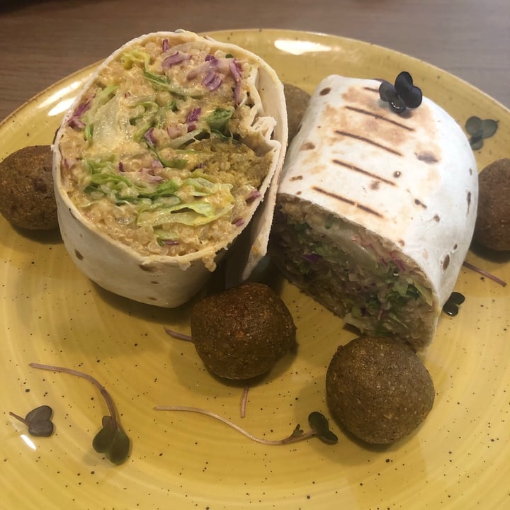 photo of Sweetbeet Falafel Of Dreams Burrito shared by @mimi2308 on  05 Feb 2021 - review