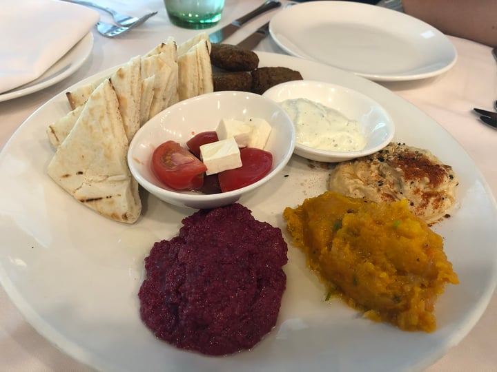 photo of Original Sin Mediterranean Restaurant Mezze Platter shared by @noll-fyra on  25 Apr 2018 - review