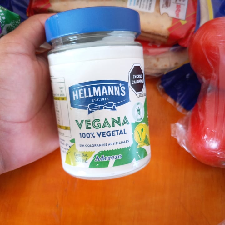 review photo of Hellmann’s Vegana 100% Vegetal shared by @lizzet07 on 25 Sep 2022 - review