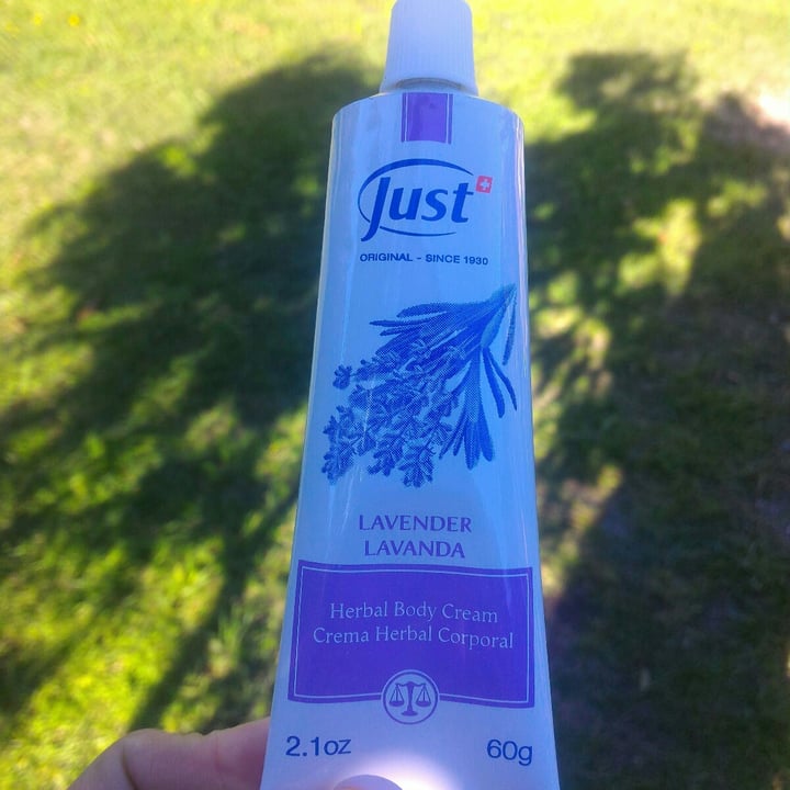 photo of Swiss Just Crema De lavanda shared by @cruzpighin on  29 Apr 2021 - review