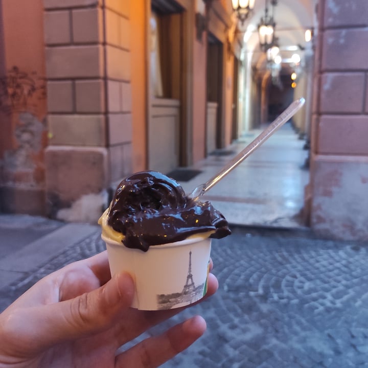 photo of Gelateria Gianni Gelato shared by @daniela94 on  22 May 2022 - review