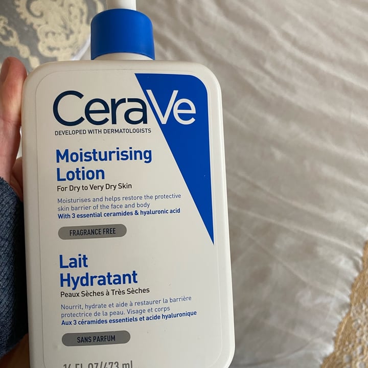 photo of CeraVe Moisturizing lotion shared by @sarbearcor on  23 Aug 2022 - review