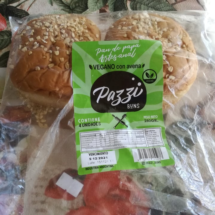photo of Pazzi Buns Buns con avena shared by @erimars on  24 Nov 2021 - review