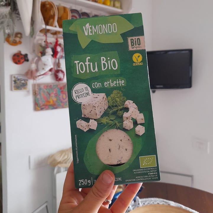 photo of Vemondo  Tofu con Erbette shared by @sarinaliv on  26 Jun 2022 - review