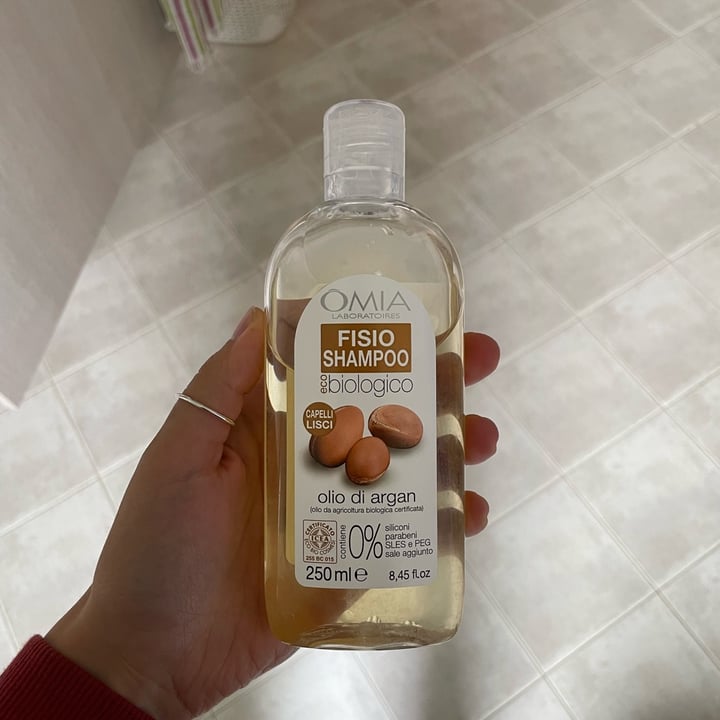 photo of Omia Fisio Shampoo Olio di Argan shared by @laumari on  24 Apr 2022 - review