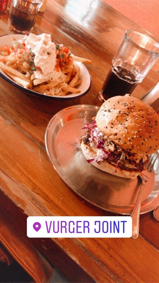 review photo of Vurger Joint Katiuska shared by @hellodanica on 16 Mar 2020 - review