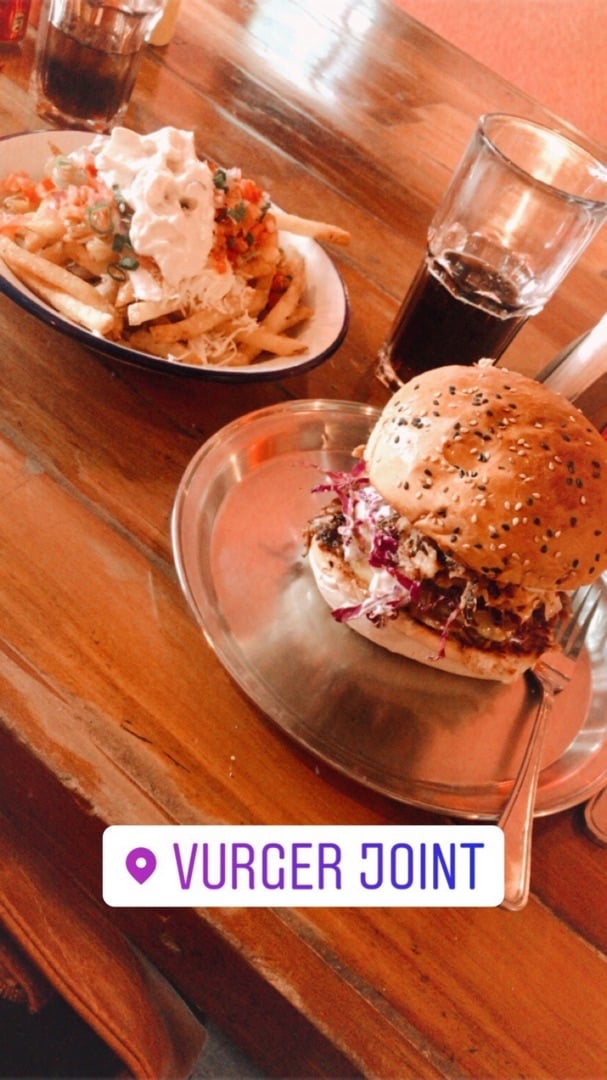 photo of Vurger Joint Katiuska shared by @hellodanica on  16 Mar 2020 - review