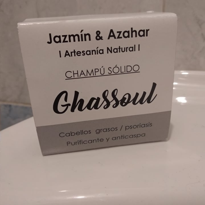 photo of Jazmín & Azahar Champú Sólido Cabello Graso shared by @lauragc on  06 May 2021 - review