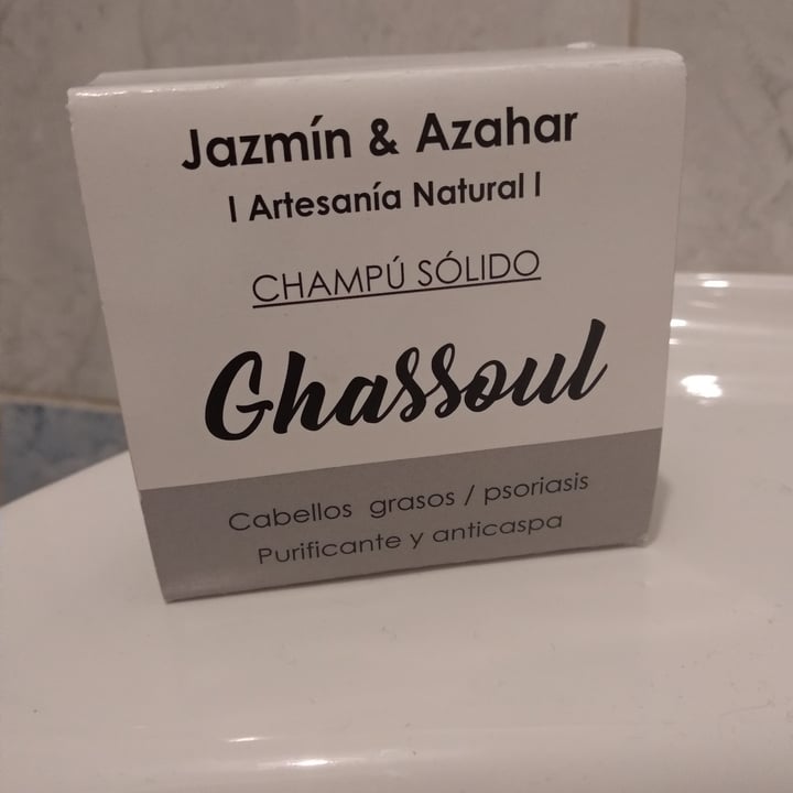 review photo of Jazmín & Azahar Champú Sólido Cabello Graso shared by @lauragc on 06 May 2021 - review