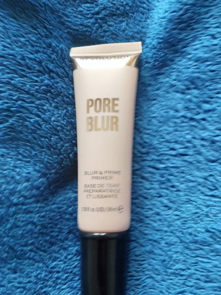 photo of Revolution Beauty Pore Blur Primer shared by @vero22 on  01 Apr 2020 - review