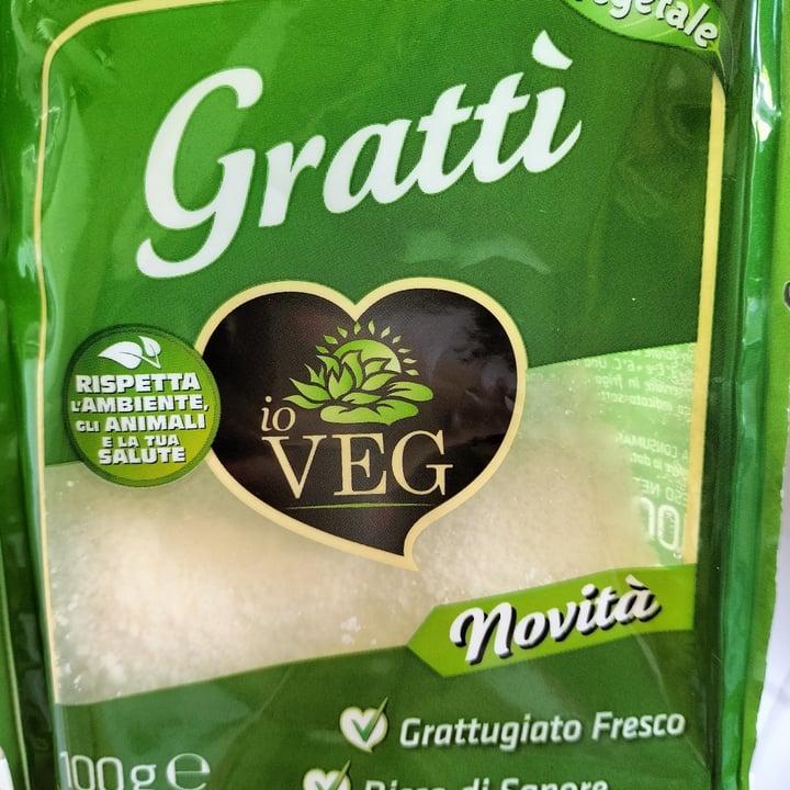 photo of ioVEG Formaggio grattugiato shared by @elisabetta91 on  13 Jun 2022 - review