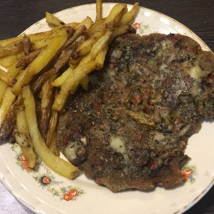 review photo of La Reverde Parrillita Vegana Milanesa de seitan shared by @sashyeta on 16 Dec 2020 - review