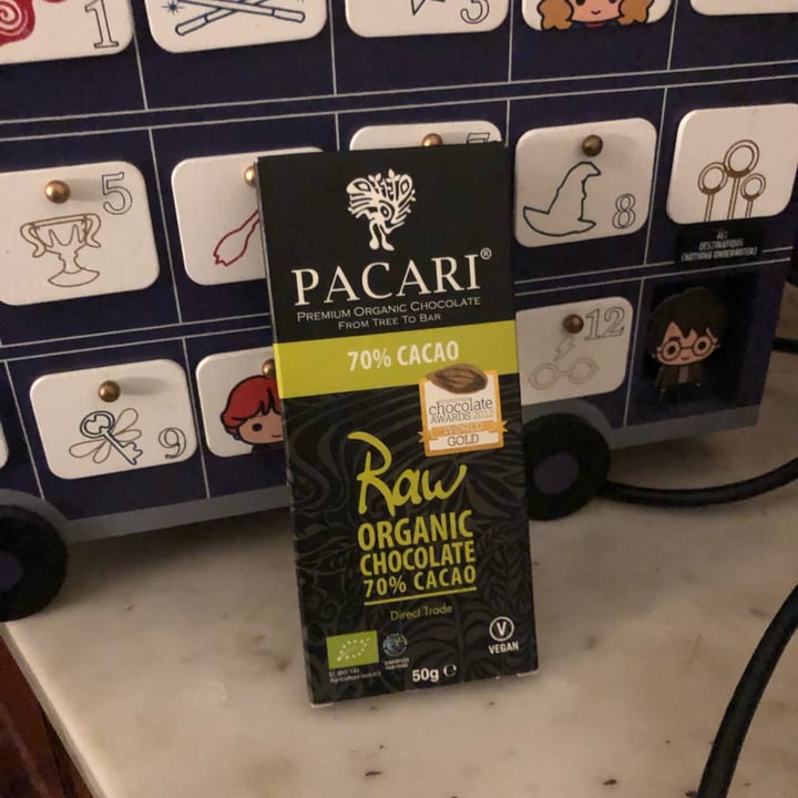 photo of Paccari Pacari Raw Organic Chocolate 70% Cacao shared by @beardandjays on  14 Feb 2022 - review