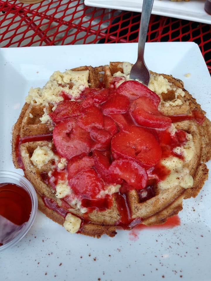 review photo of The Buzz Coffee & Cafe Vegan Strawberry Brie shared by @miloandmeg on 28 Jul 2018 - review