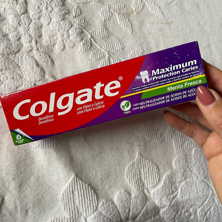 photo of Colgate maximum cavity protection shared by @isabellaf on  12 Dec 2022 - review