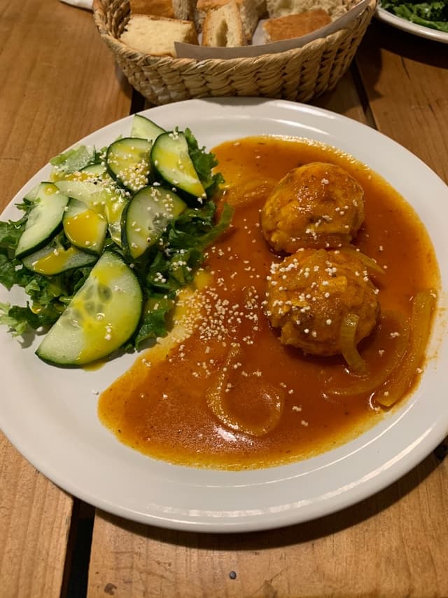 菜肴“Tortas De Papa”的照片
