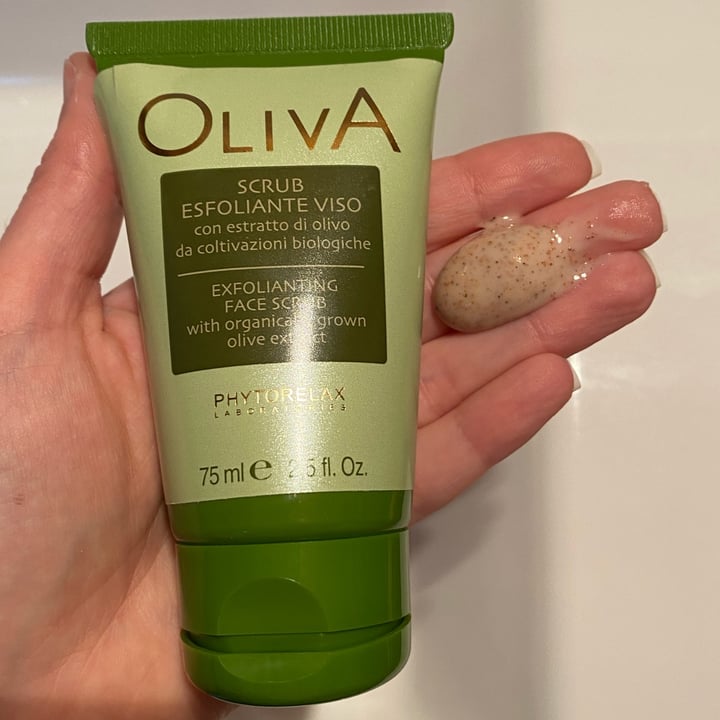 review photo of Phytorelax Oliva scrub esfoliante viso shared by @alecannos on 31 Mar 2022 - review