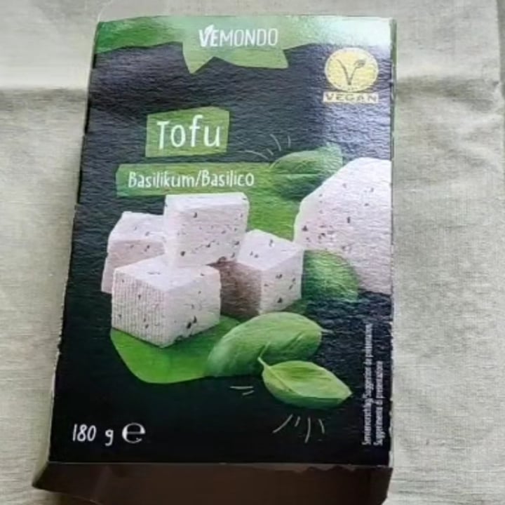 photo of Vemondo Tofu Basil shared by @frafarf on  27 Mar 2022 - review