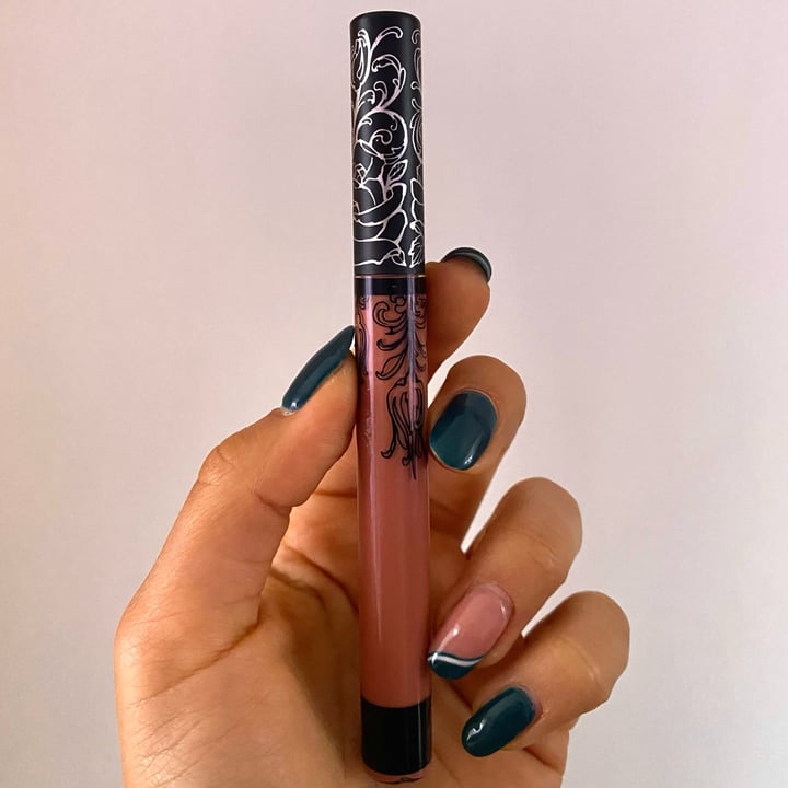 review photo of KVD Beauty Everlasting Liquid Lipsick shared by @laleto on 31 Mar 2022 - review