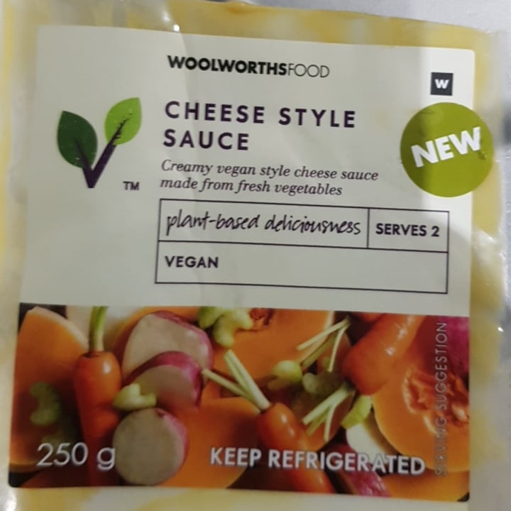 review photo of Woolworths Food Cheese style sauce Fresh shared by @carienlieb on 25 Aug 2021 - review