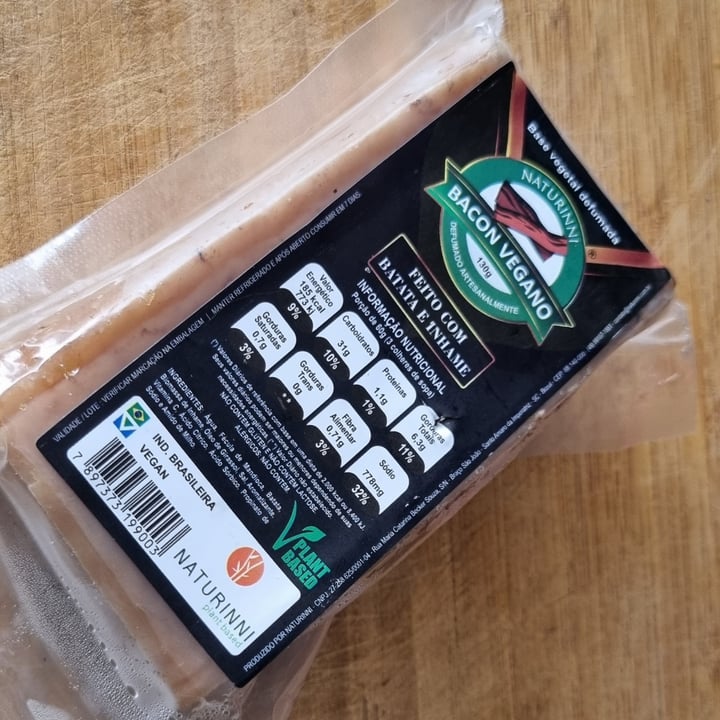 photo of Naturinni Bacon vegano shared by @chrissantos on  13 Dec 2022 - review
