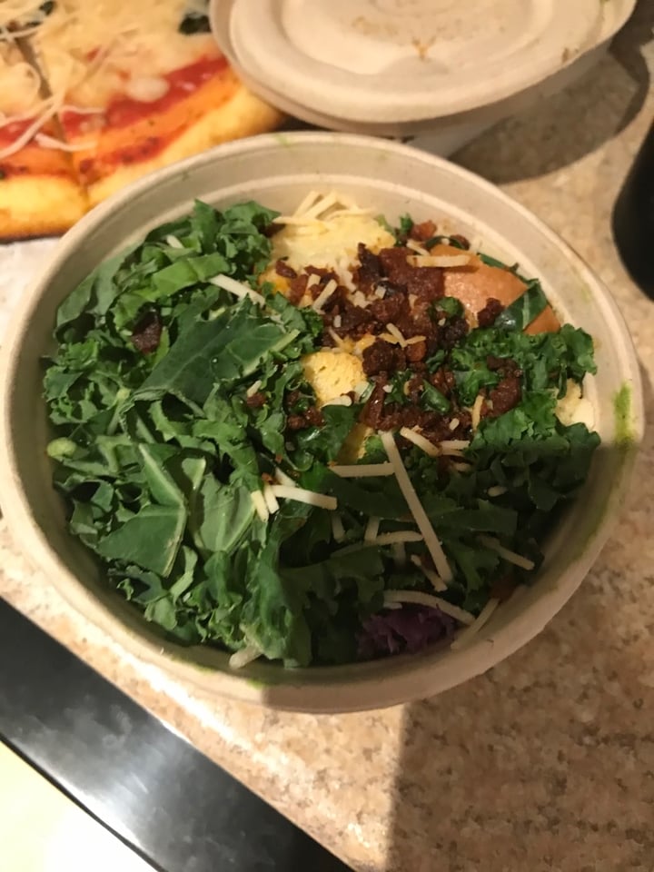 photo of Virtuous Pie Kale Ceasar Salad shared by @vegan4lyfe on  26 Dec 2019 - review