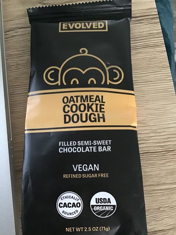 photo of Evolved Oatmeal Cookie Dough Bar shared by @tbright17 on  14 Apr 2020 - review